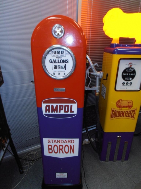 Ampol 50's Era Round Top Petrol Bowser